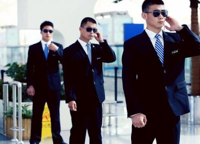 中国最美女保镖 我国第一女保镖边梅都保护过哪些人物