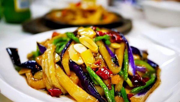 夏天用什么带饭不馊