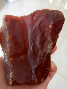 白玛瑙越戴越穷是真的吗 有玛瑙不红一世穷的说法吗