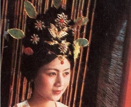 西厢记脱胎于哪个唐传奇故事