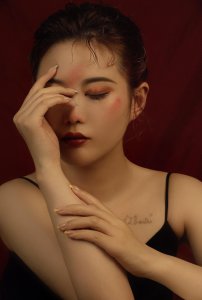 不适合纹眼线的五类人 哪些人不适合纹美瞳线