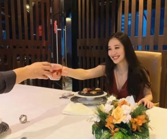 李连杰和利智关系