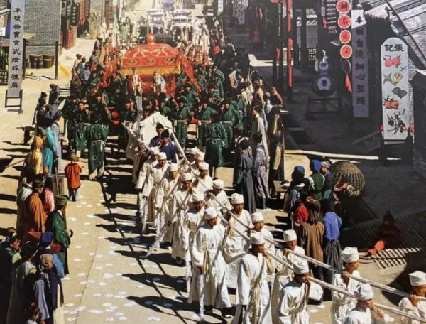 死去的人会回来看活着的亲人吗