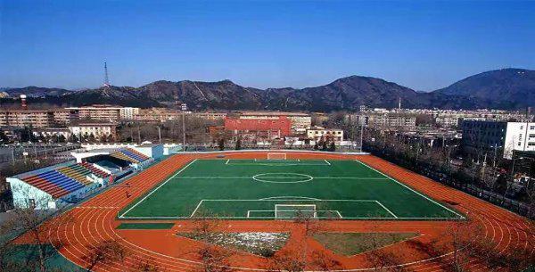 中国政法大学在哪里