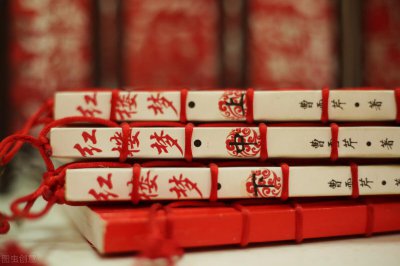 红楼梦是什么类型的小说 红楼梦是写实性质的世情小说