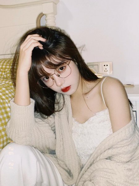 怎么确定镜片是不是防蓝光的