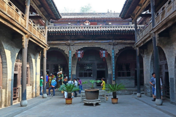 山西王家大院主人是谁