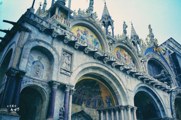 威尼斯是哪个国家的水上城市