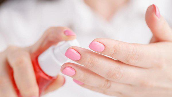 如何赶走耳边的蚊子