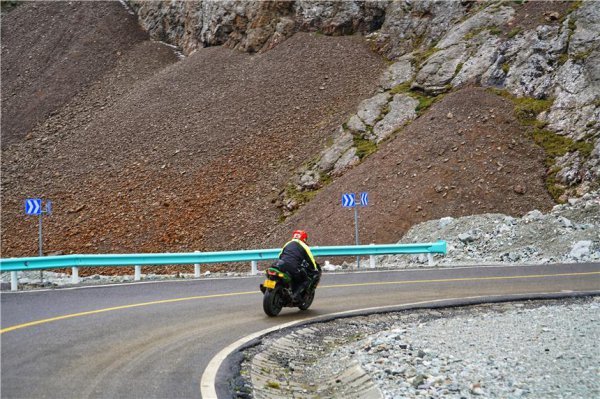 独库公路多少公里