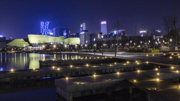 浙江宁波是不是很穷