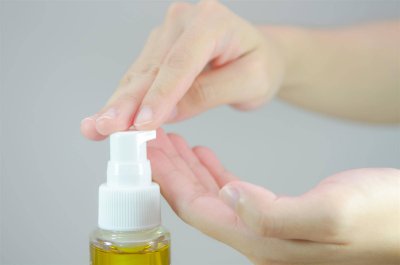 化妆会让皮肤变差吗 经常化妆真的对皮肤有损害吗