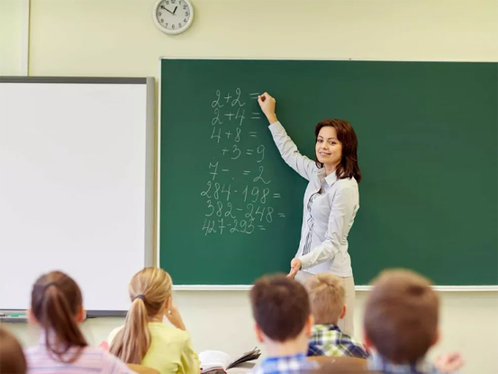 孩子被老师批评后厌学怎么办