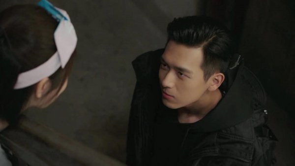 韩商言什么时候喜欢佟年的