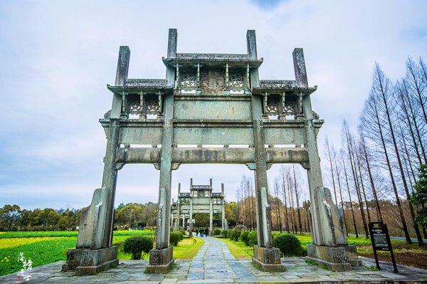 安徽黄山牌坊群在哪里