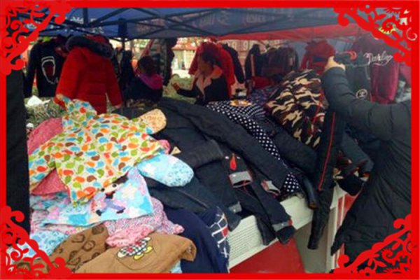 农村赶集日挣1000