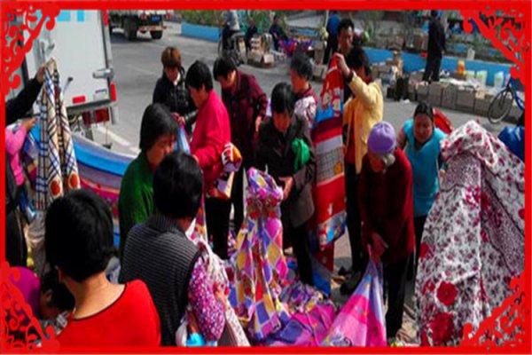 农村赶集日挣1000