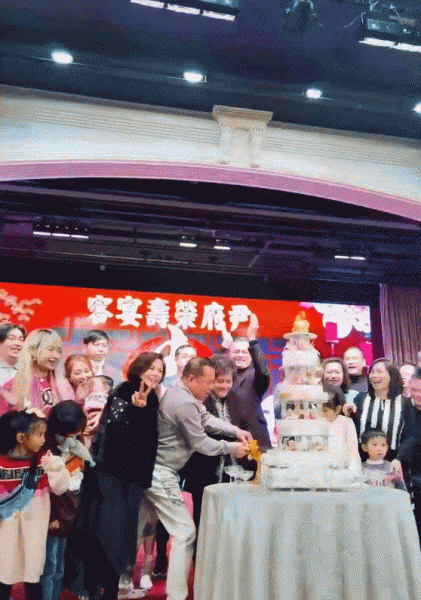 崩牙驹的个人资料及简介