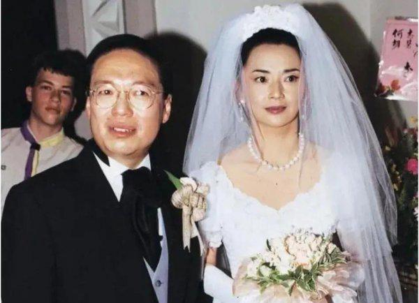 胡慧中的个人资料简介