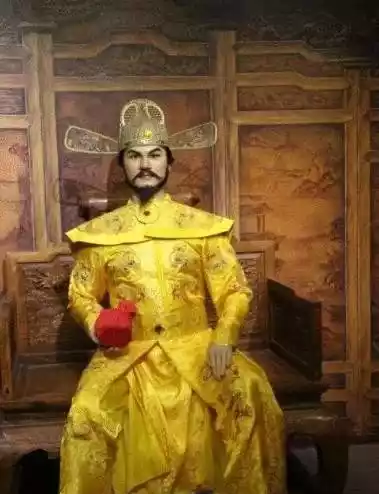 陈友谅是秃子吗