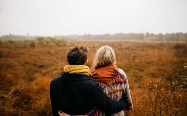 一个已婚男人对婚外女人真爱的表现