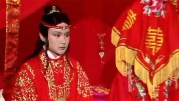 贾宝玉为何不能娶林黛玉