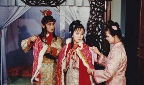 贾宝玉为何不能娶林黛玉