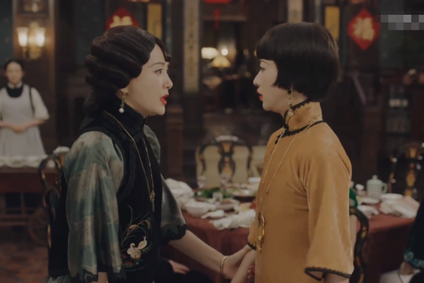 传家三小姐是谁扮演的