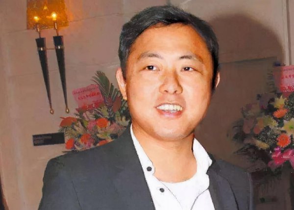 澳门富豪纪晓波的简介资料