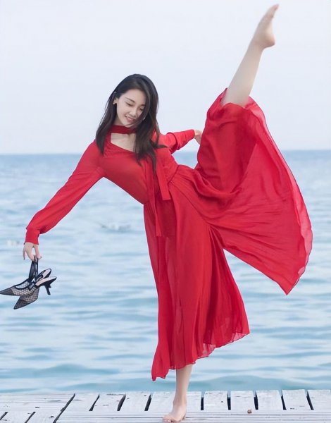 郑恺老婆苗苗的个人资料简介