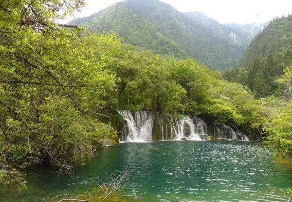 九寨沟在四川哪个城市哪个县