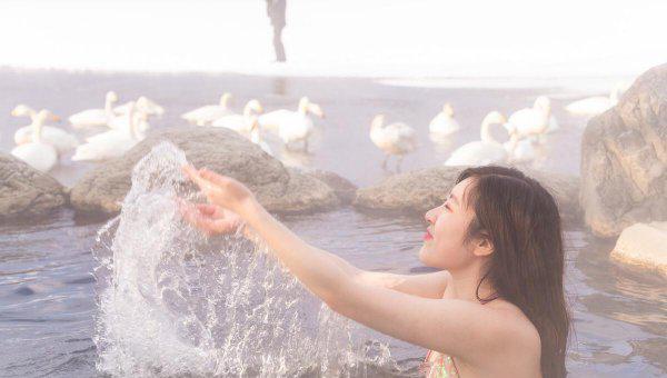 女性泡温泉要穿内裤吗