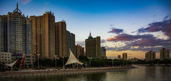 新疆有哪些城市是地级市