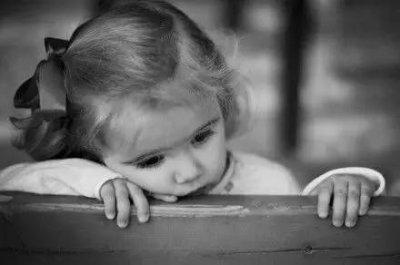 非常喜欢发呆的人怎么回事 有的人经常发呆是什么原因