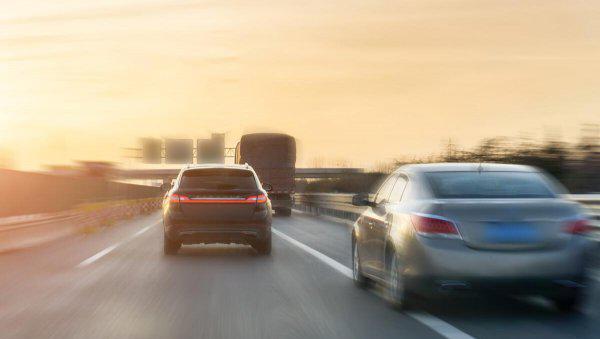 汽车abs灯亮了是什么原因