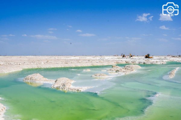 察尔汗盐湖在哪里