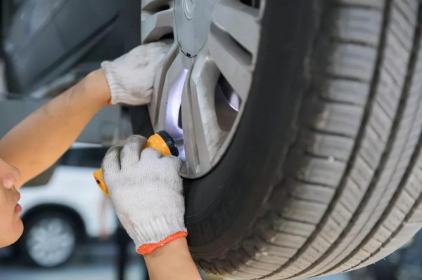 轮毂刮花有必要修复吗