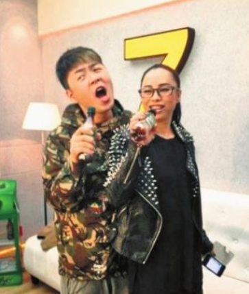 女歌手黄绮珊为什么离婚