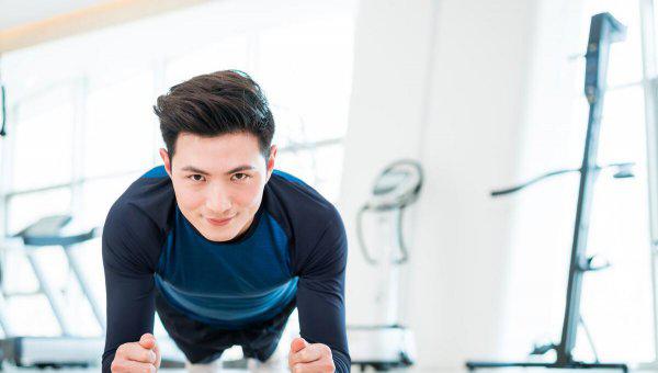 平板支撑标准动作教程