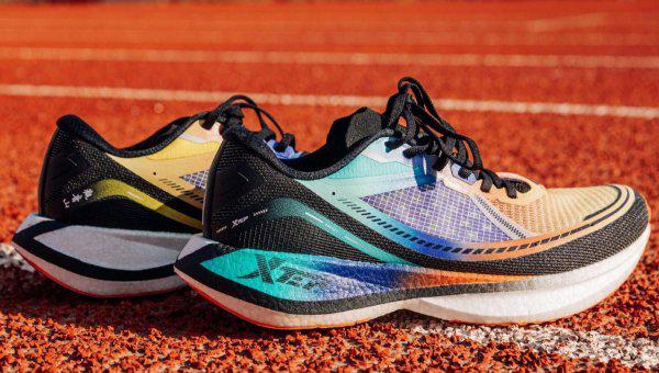 跑步穿什么鞋子合适