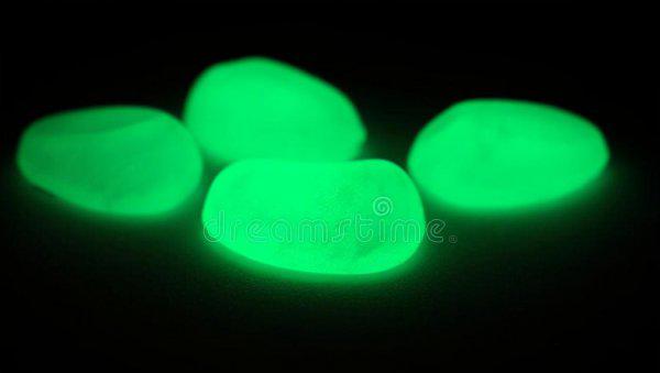 没有光源荧光材料会发光吗