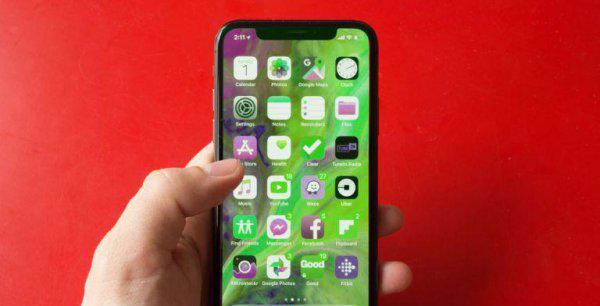 苹果绿屏了还有的救吗