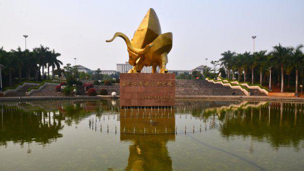 蒙自属于云南的哪个市