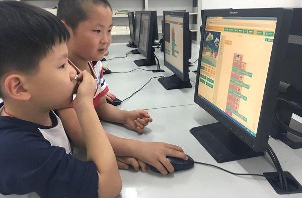 小学生学编程一年费用是多少