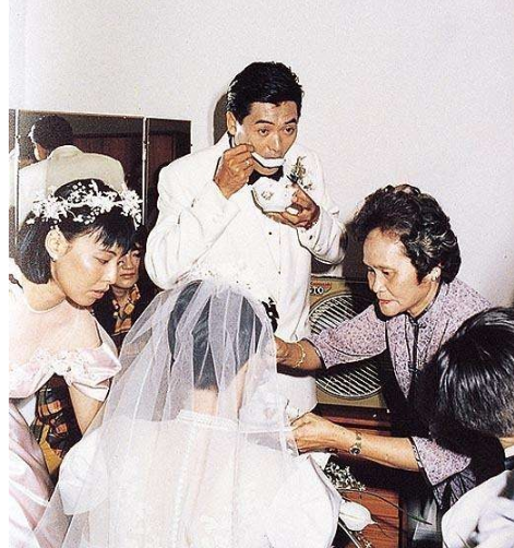 余安安个人资料照片