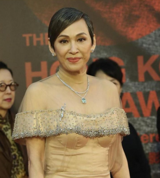 余安安个人资料照片