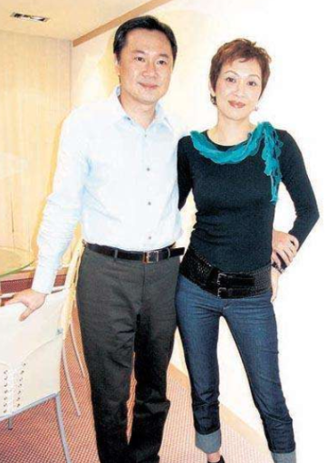 余安安个人资料照片