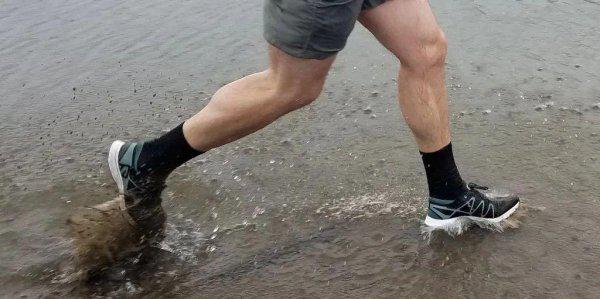 涉水鞋什么意思