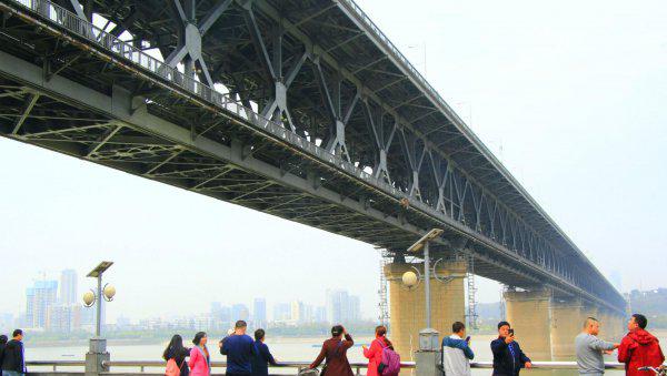 武汉占地面积是多少