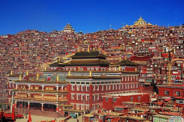 四川省色达在哪里